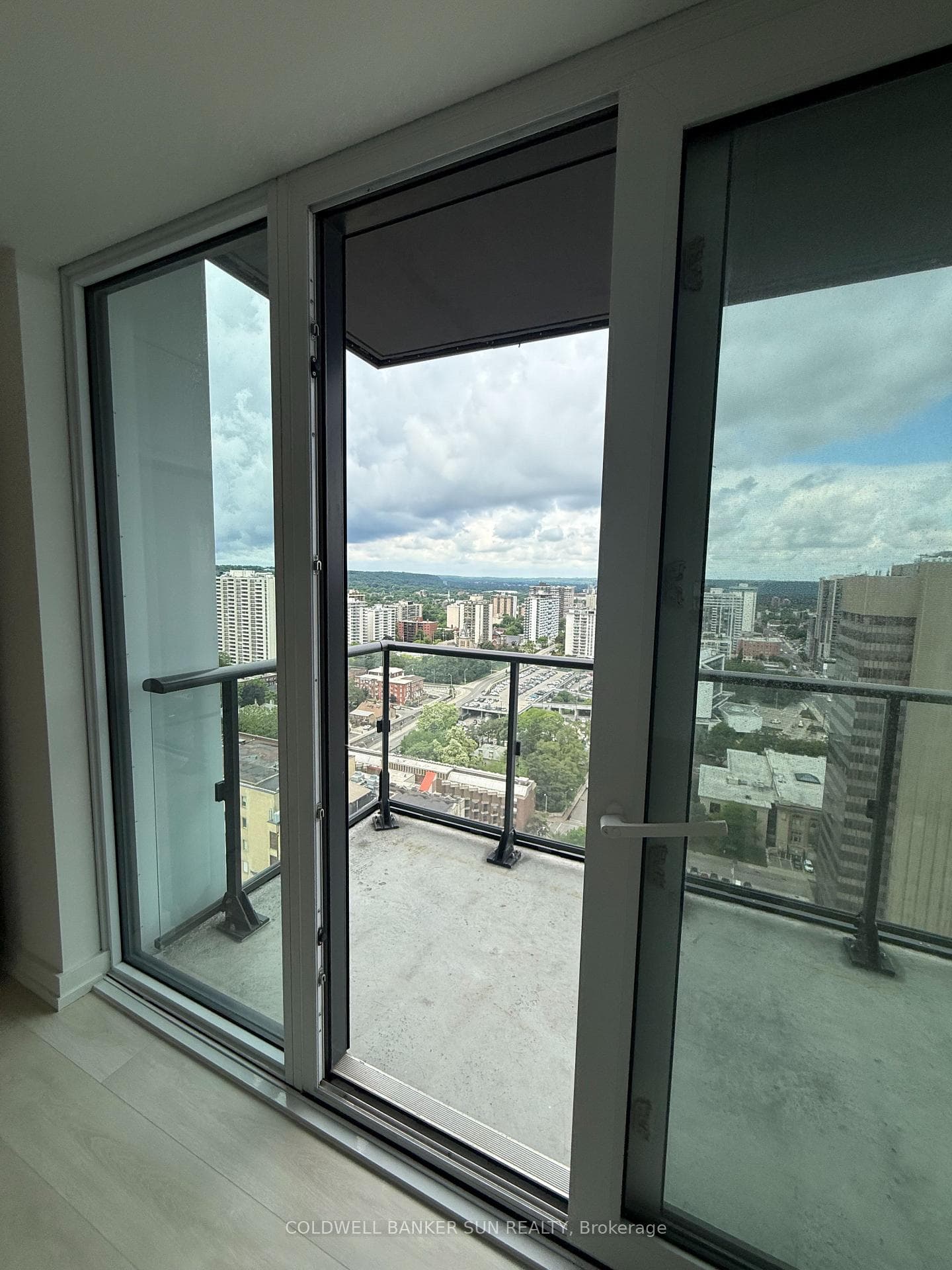 75 James Street Unit 2502 photo 11
