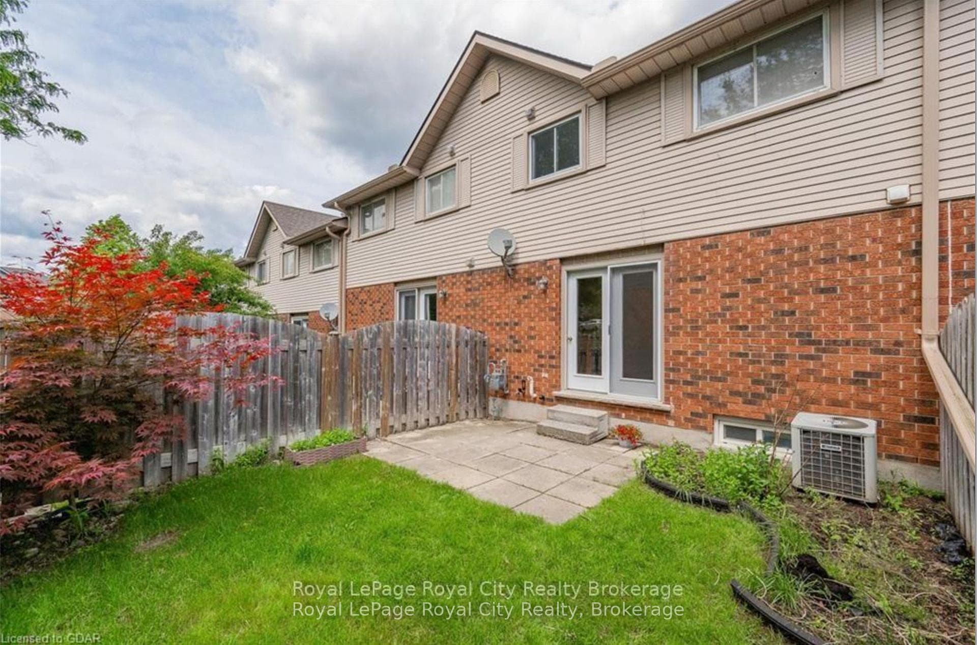 180 MARKSAM Road Unit 80 photo 37