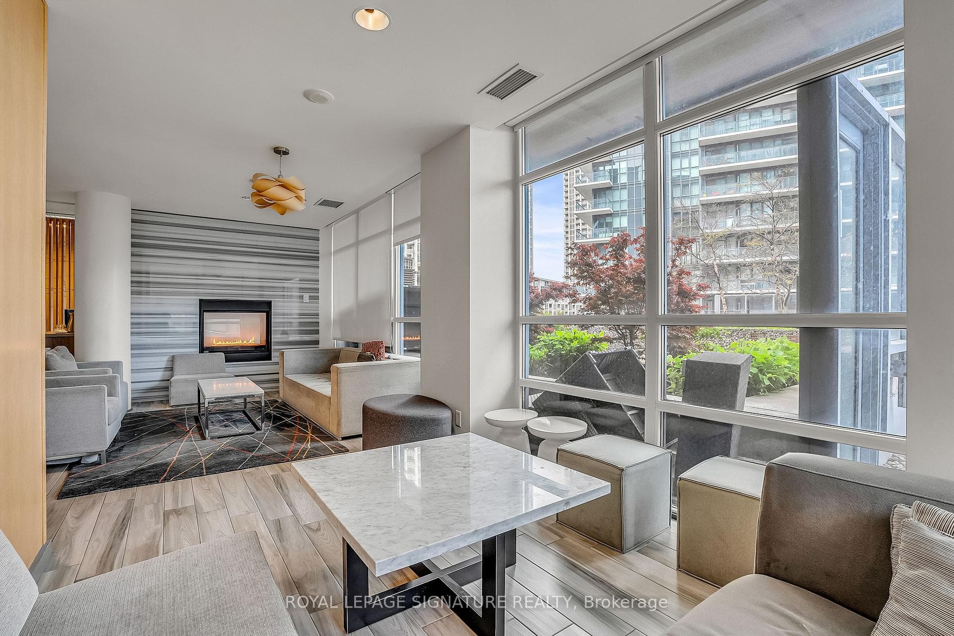 15 Bruyeres Mews Unit 317 photo 36