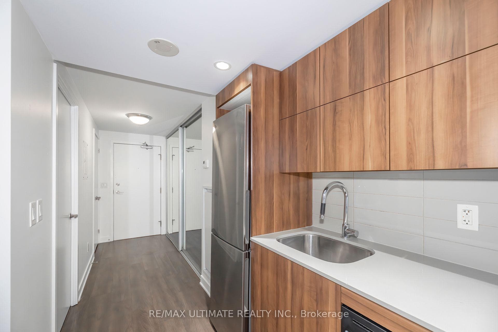 32 Camden Street Unit 204 photo 5