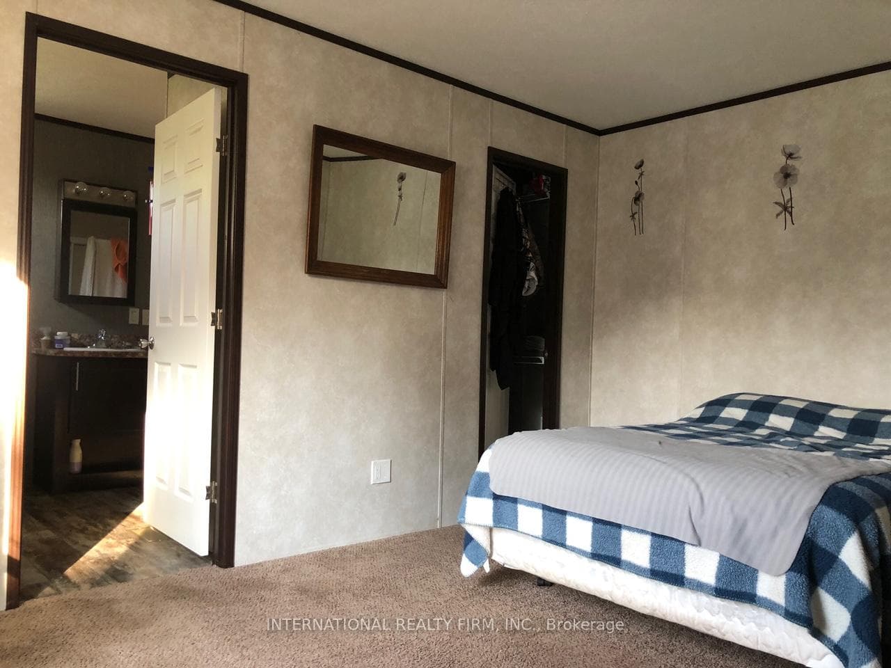 3177 Shelter Valley Road Unit B photo 6