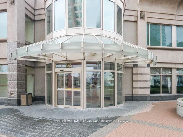 18 Lee Centre Drive Unit PH305#B photo 11