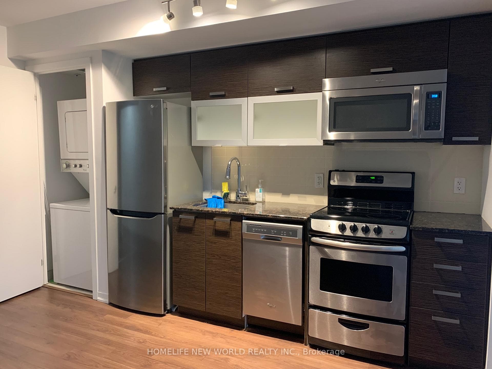 68 Abell Street Unit 506 photo 4
