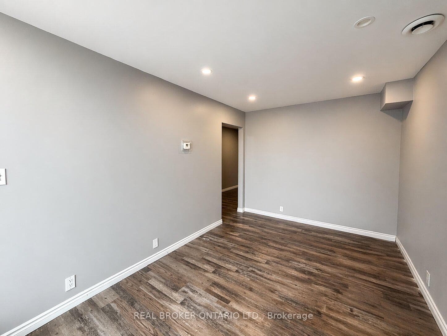 227 Bunting Road Unit i photo 5