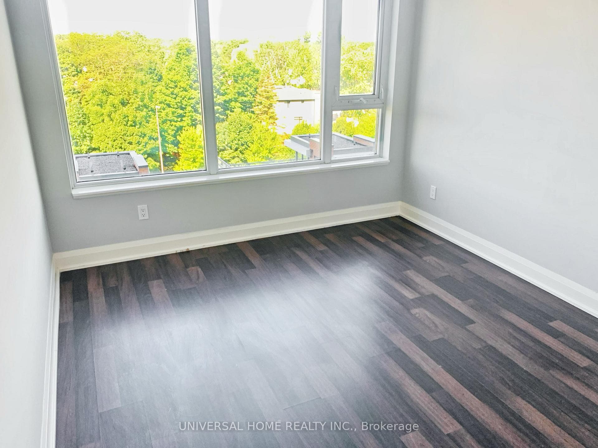 68 Canterbury Place Unit 608 photo 11