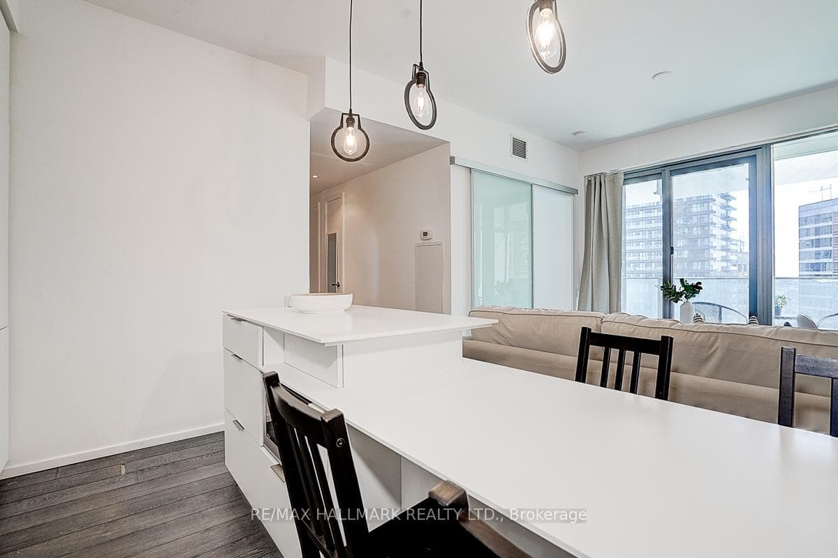 5 St Joseph Street Unit 1806 photo 33