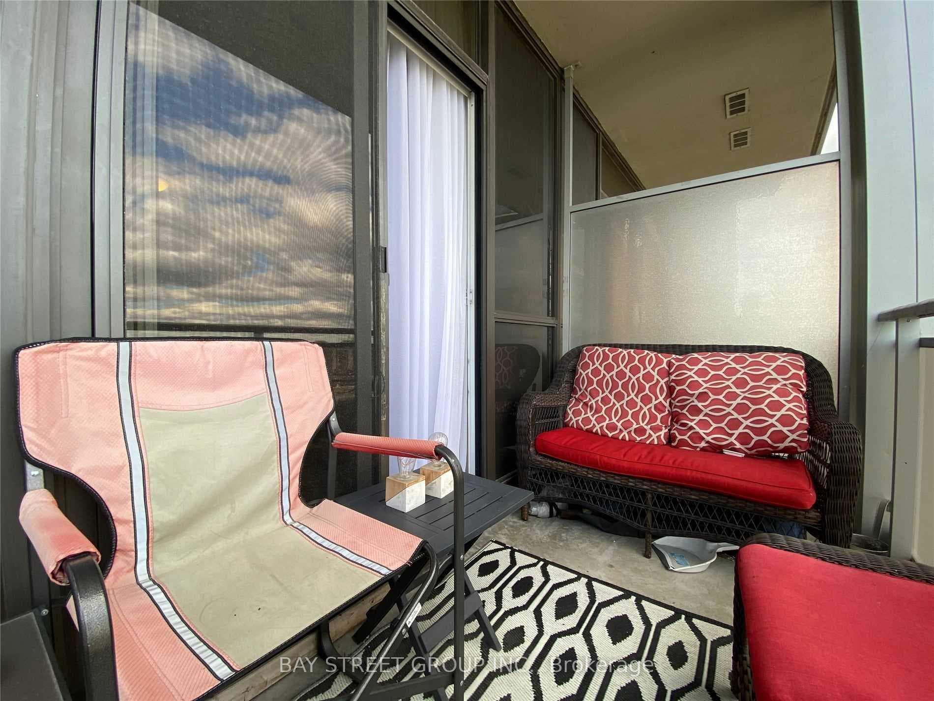 23 Sheppard Avenue Unit 1906 photo 15