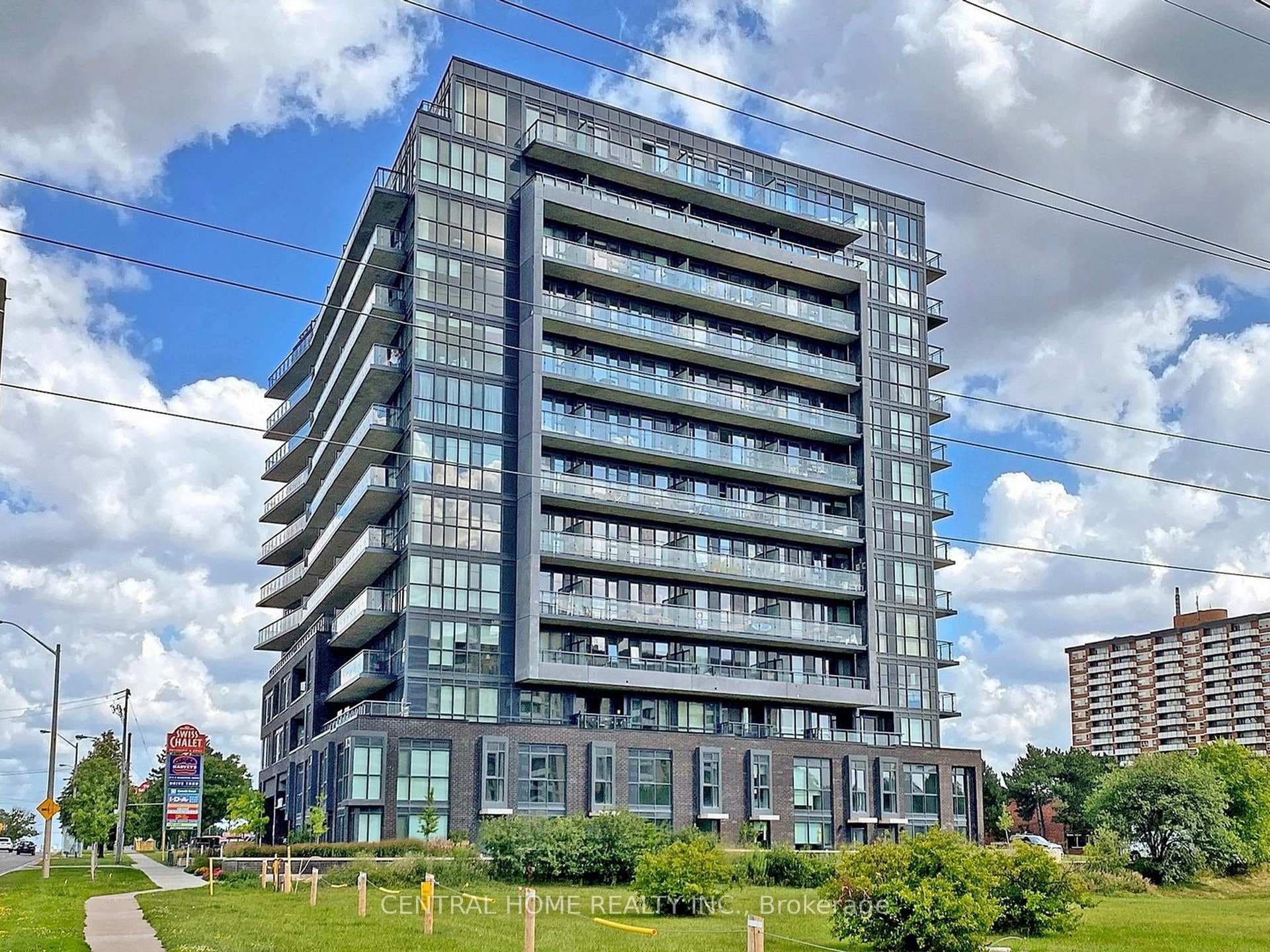 3237 Bayview Avenue Unit 1207 photo 2