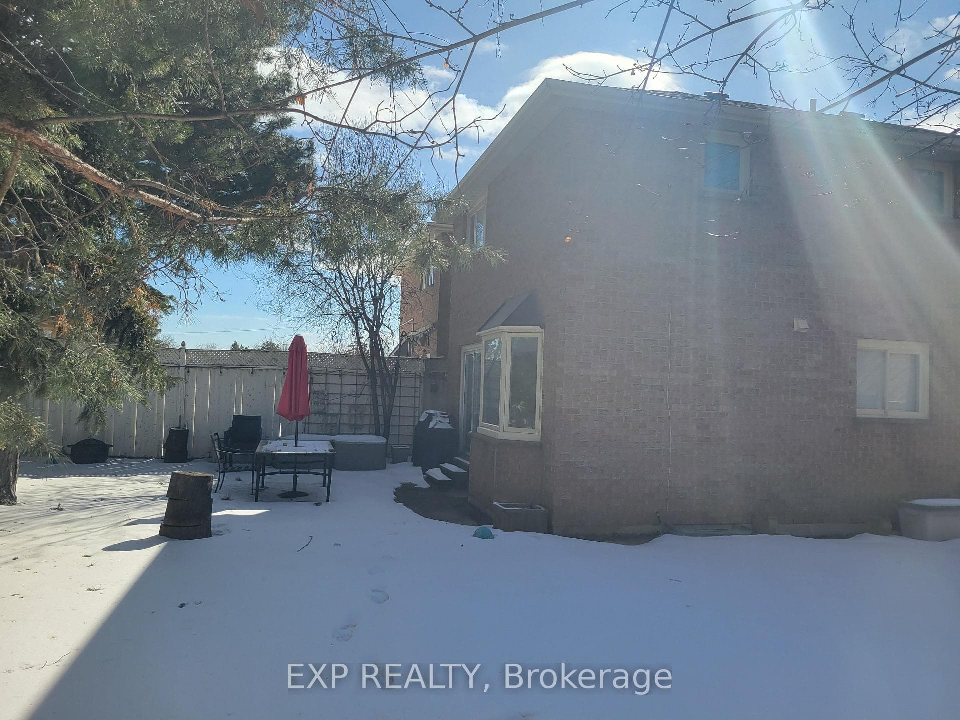 1104 Sawgrass Crescent photo 35