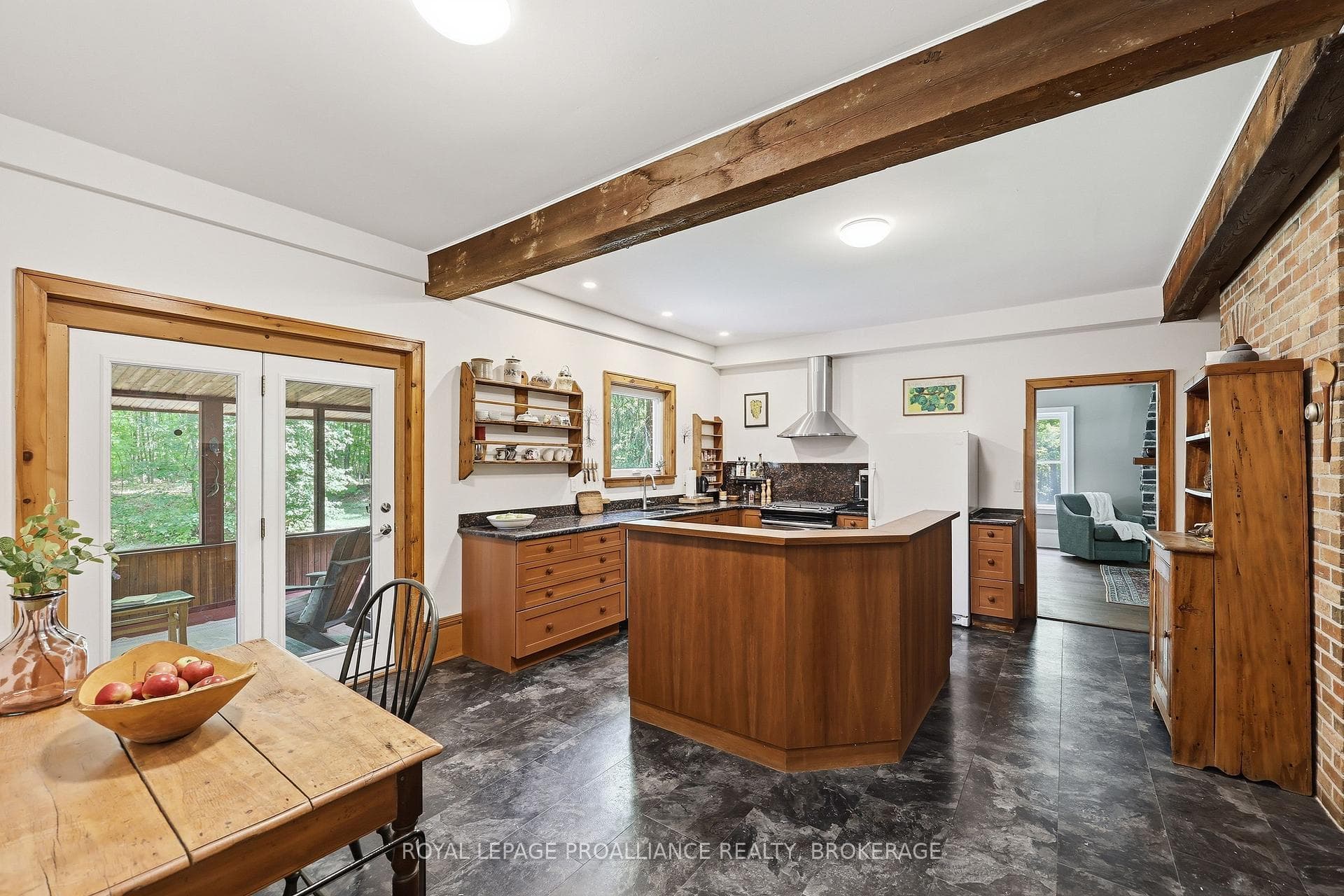 3733 Jamieson Road photo 13
