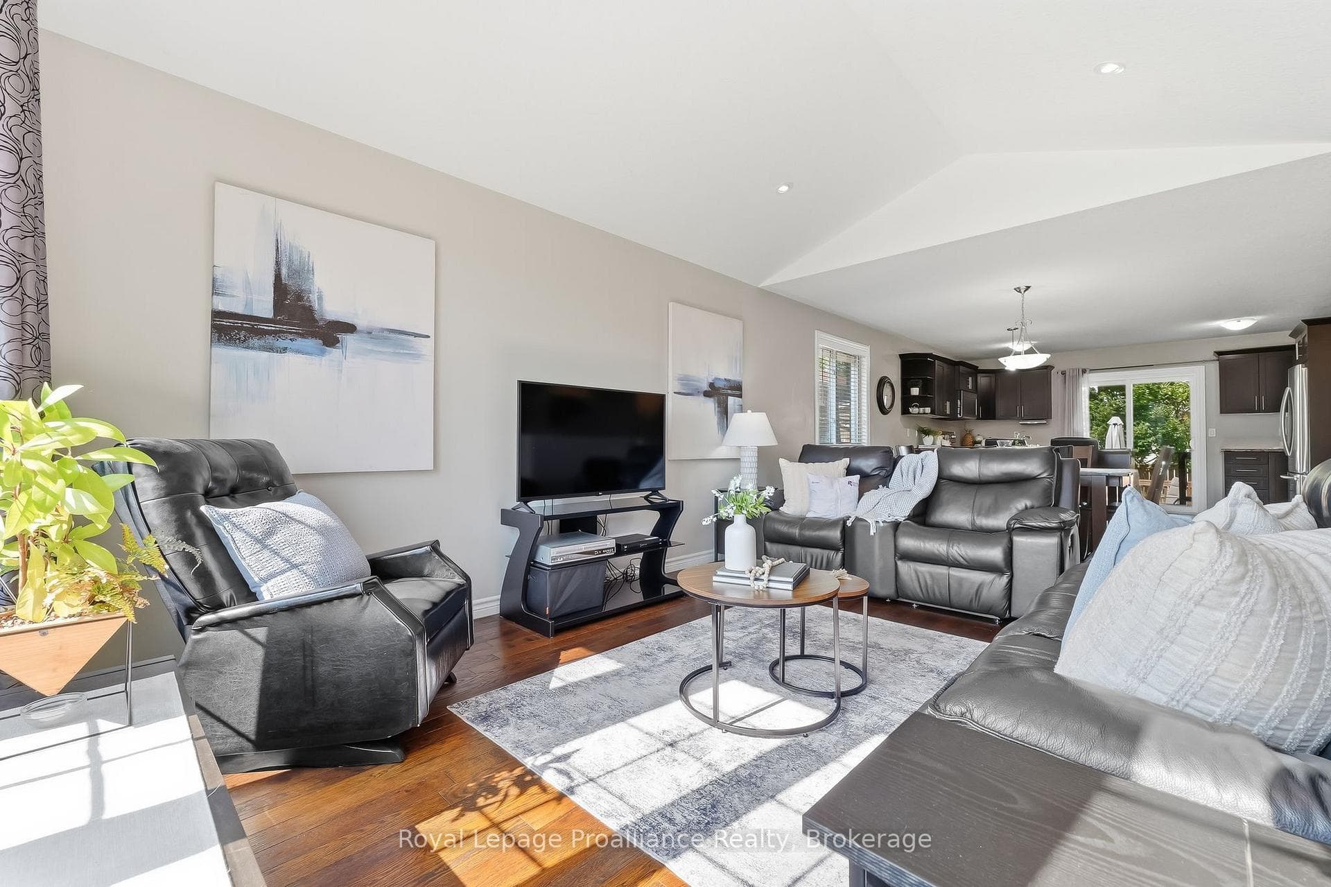 35 Ward Drive photo 12
