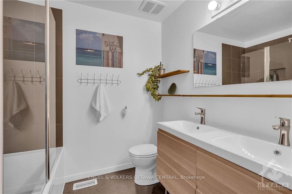 27 MULVAGH Avenue photo 12