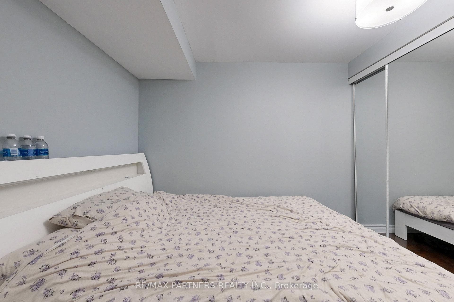 128 Bellrock Drive photo 42