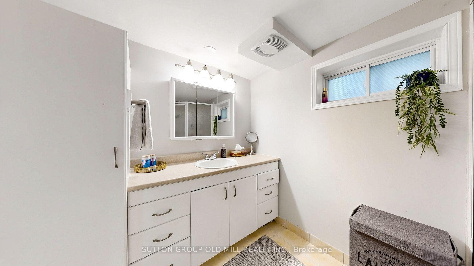 19 Ascot Avenue photo 45