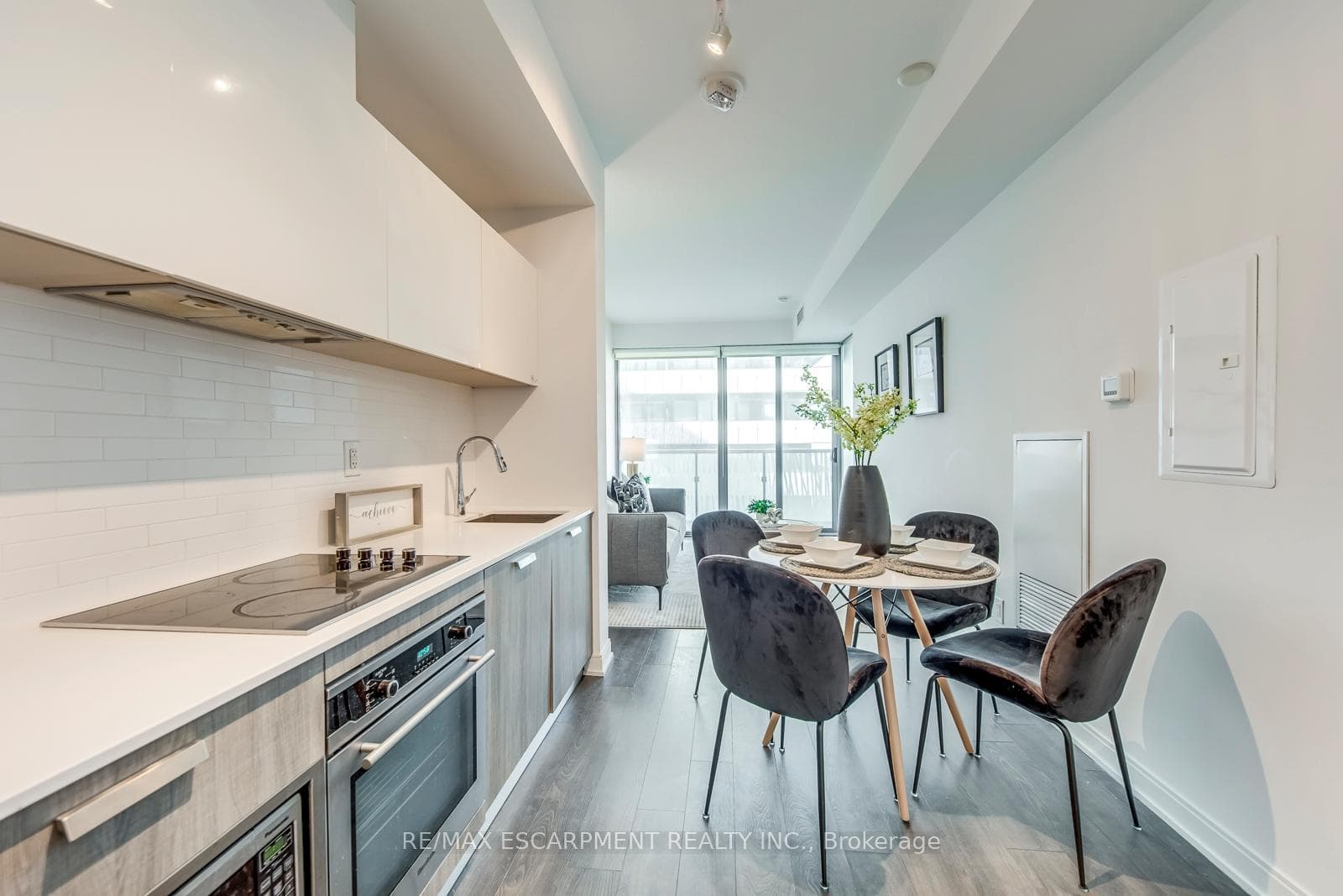 50 Charles Street Unit 4008 photo 10