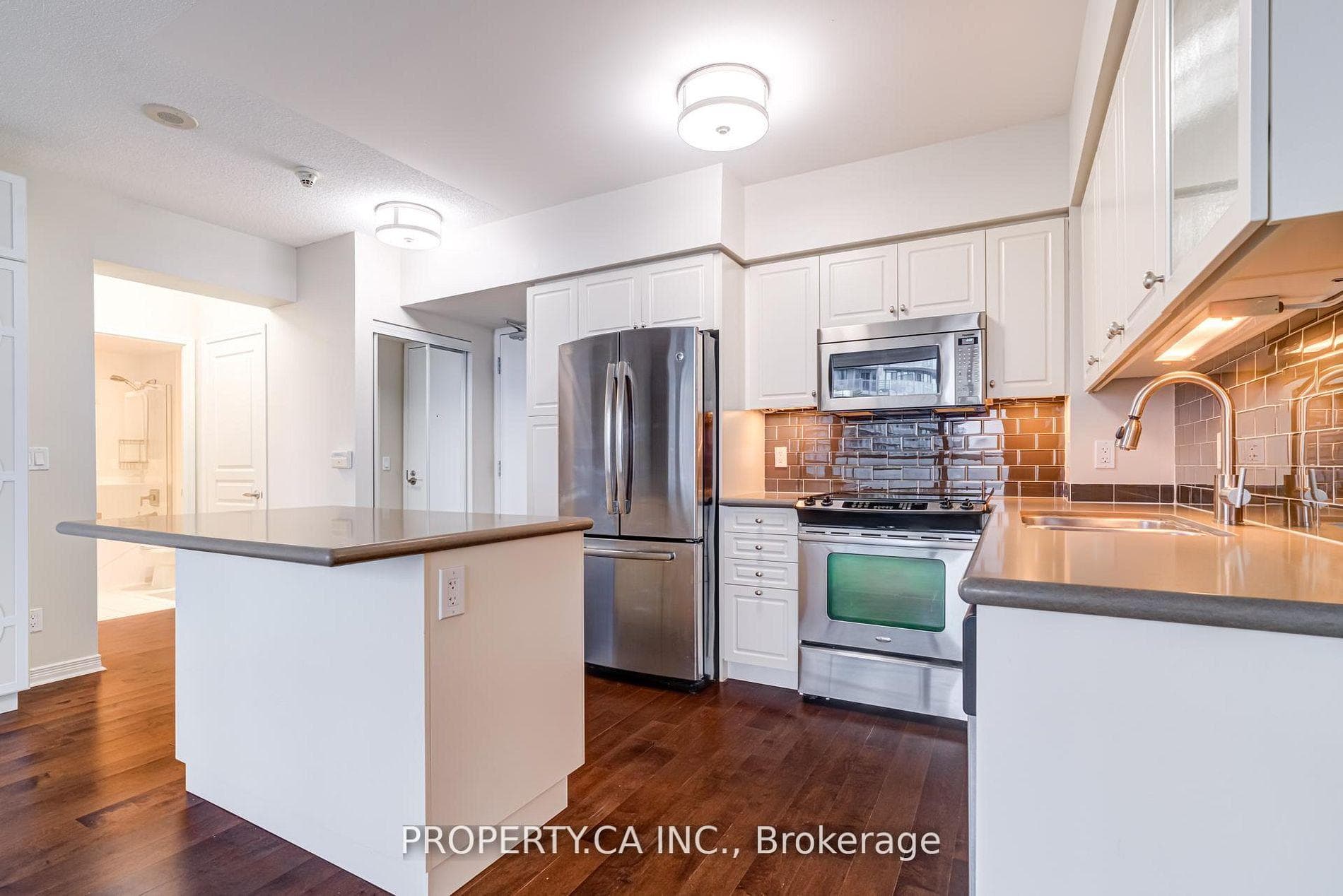 2230 Lake Shore Boulevard Unit 903 photo 4