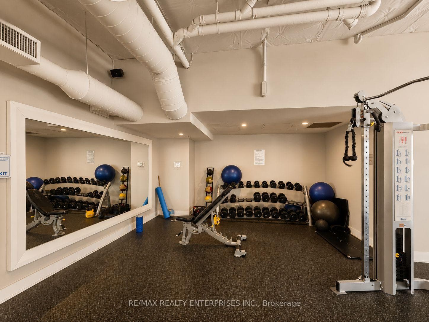 169 Fort York Boulevard Unit 722 photo 17