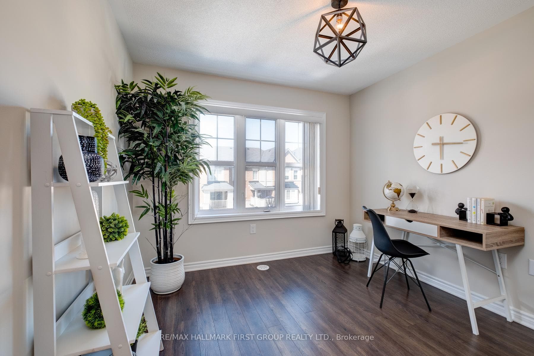 1065 Clipper Lane photo 31