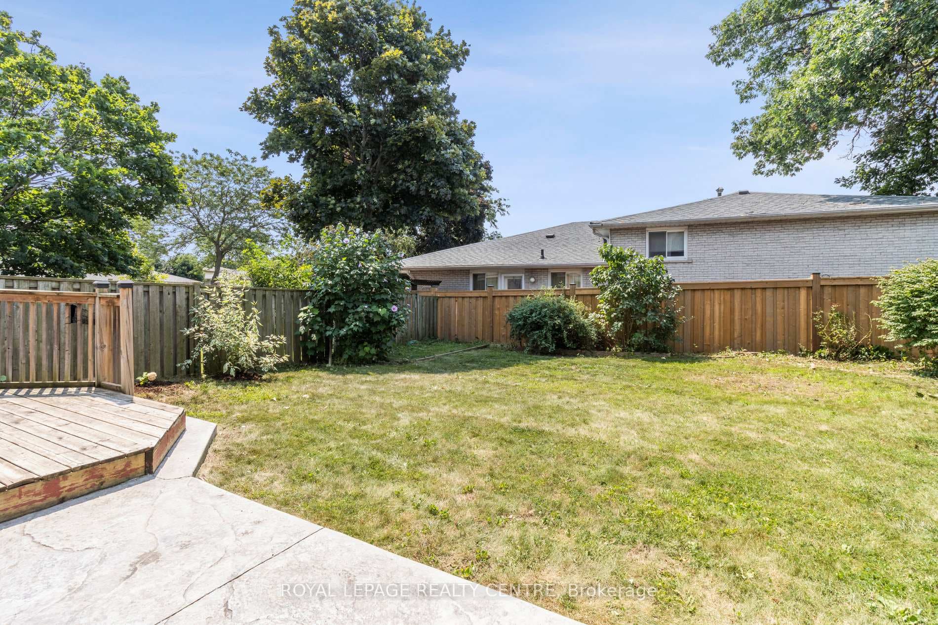 1824 Bonnymede Drive photo 27