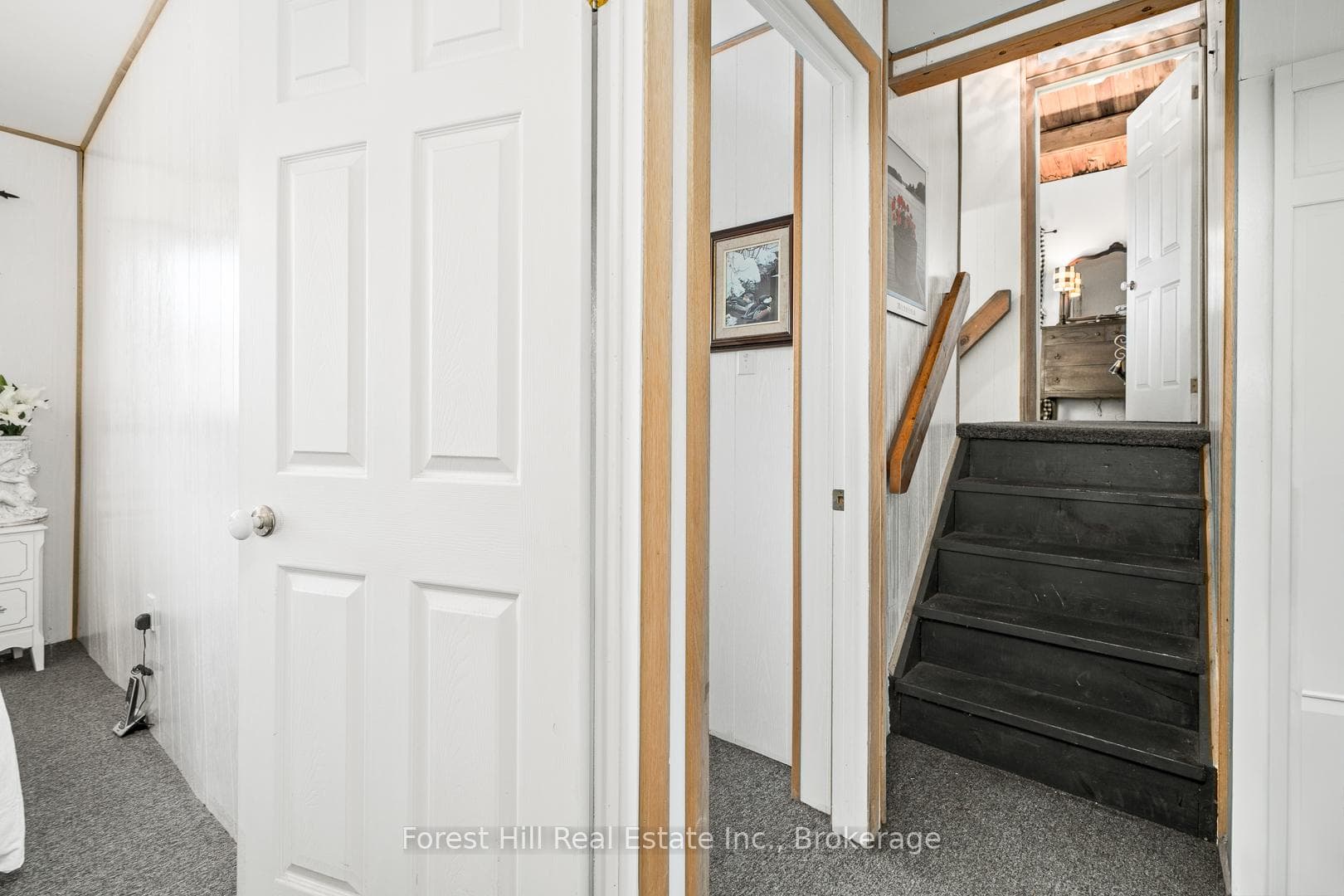 1187 Ivy Lane photo 24