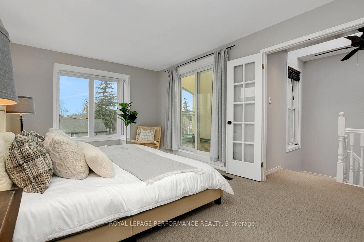 19 Columbus Avenue photo 32
