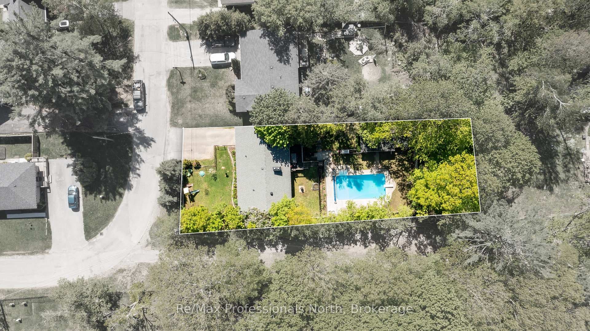 110 FRASER Street photo 43