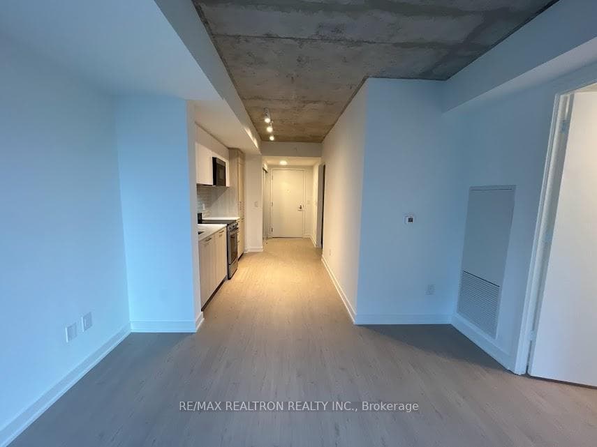 65 Mutual Street Unit 1702 photo 6