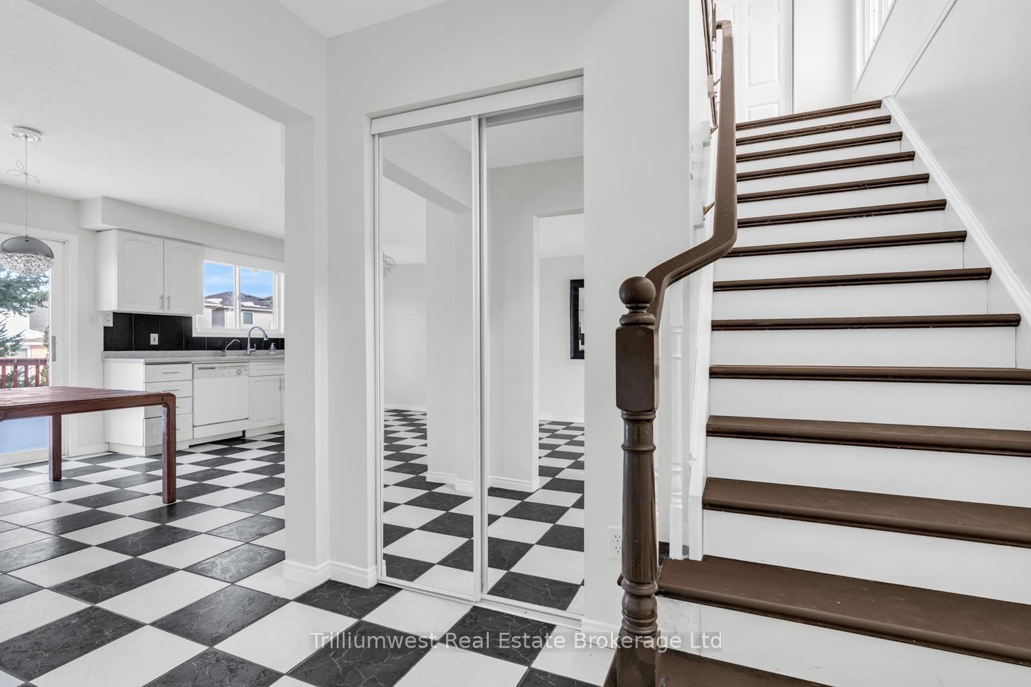 23 Moffatt Lane photo 16
