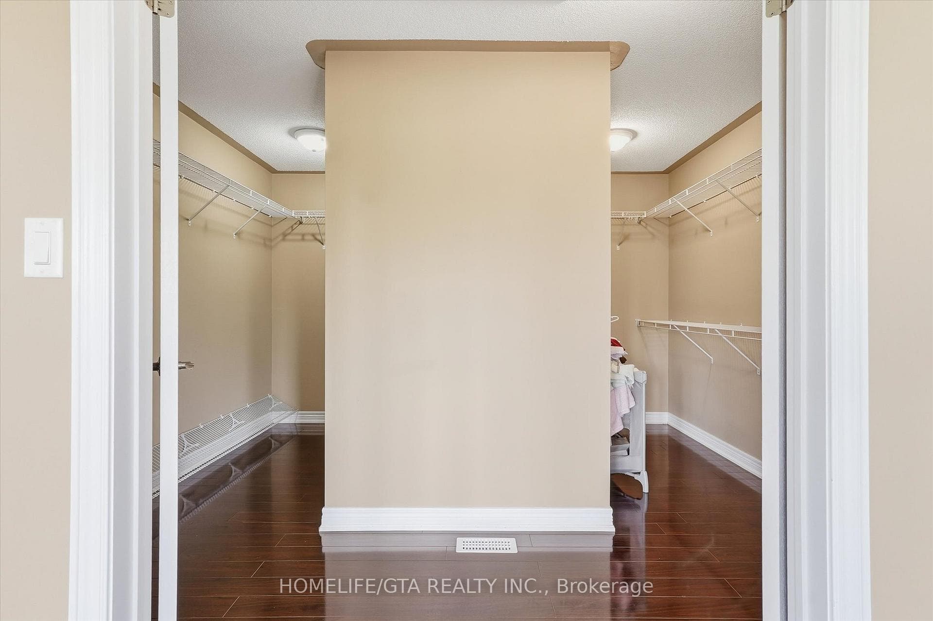 1011 Hinterland Court Unit Main Floor photo 29