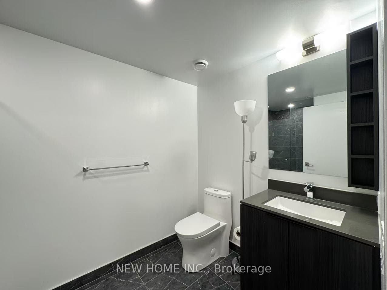82 Dalhousie Street Unit 3318 photo 8