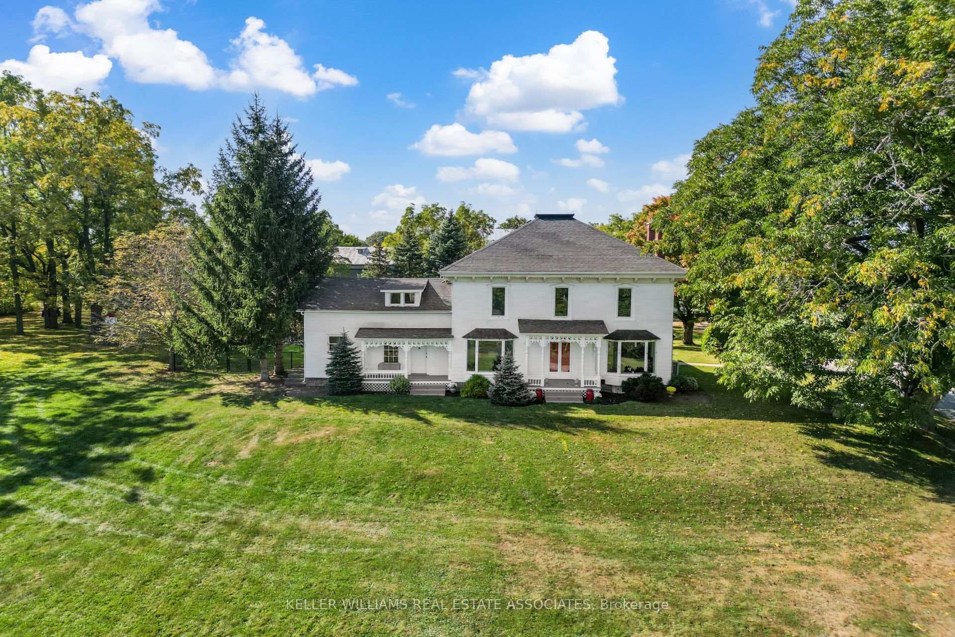 3550 Victoria Avenue photo 1