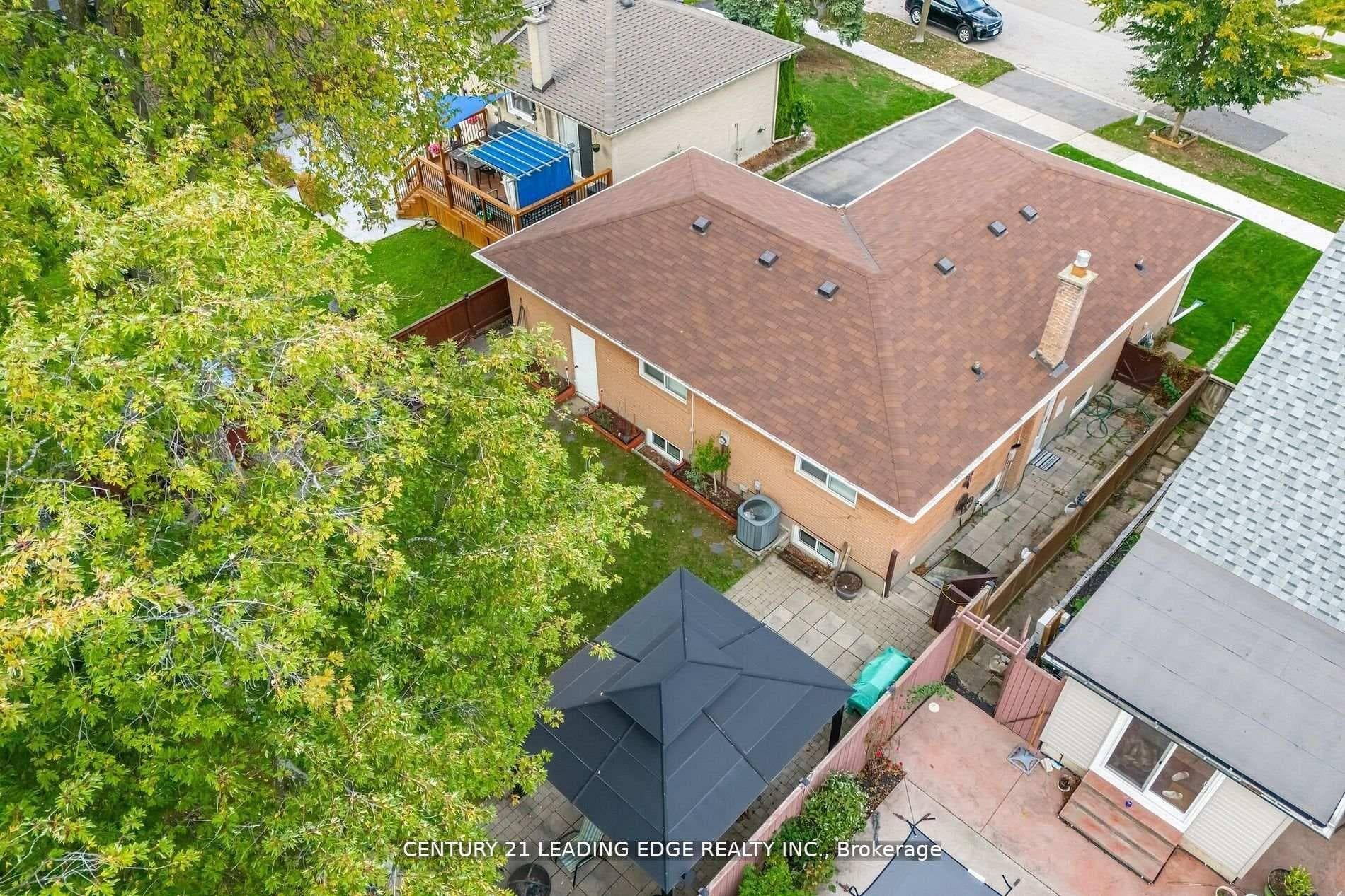 2574 Lundigan Drive photo 49