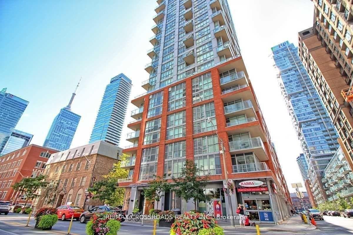 126 Simcoe Street Unit 1201 photo 1