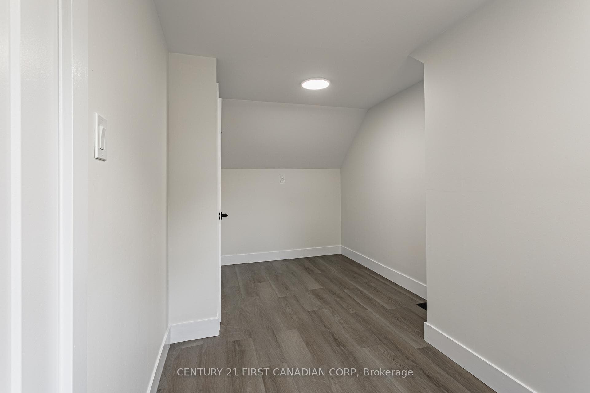 138 Sutton Street photo 21