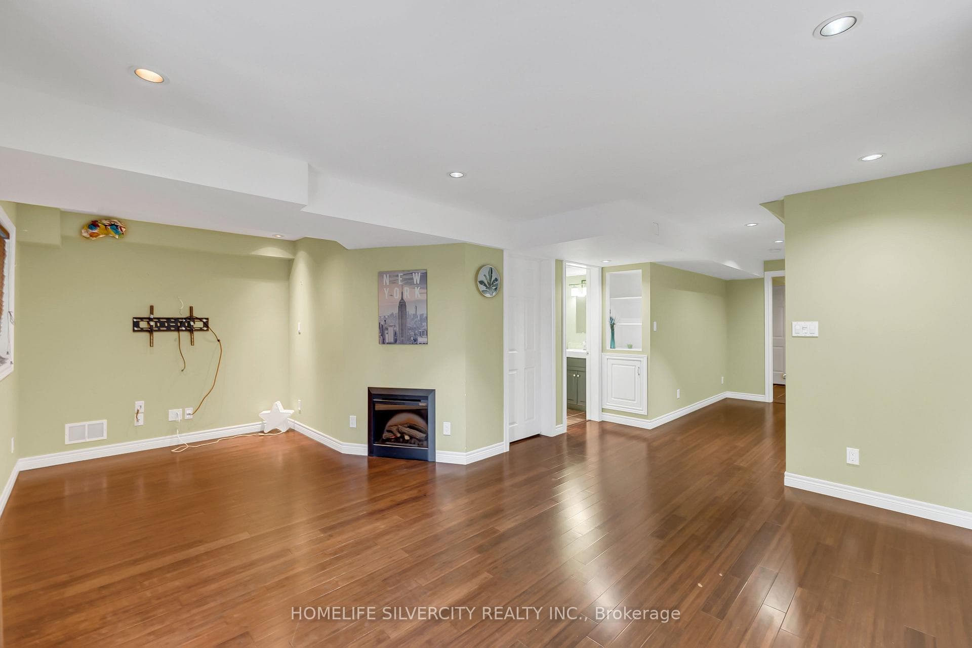 19 Dougall Street photo 25