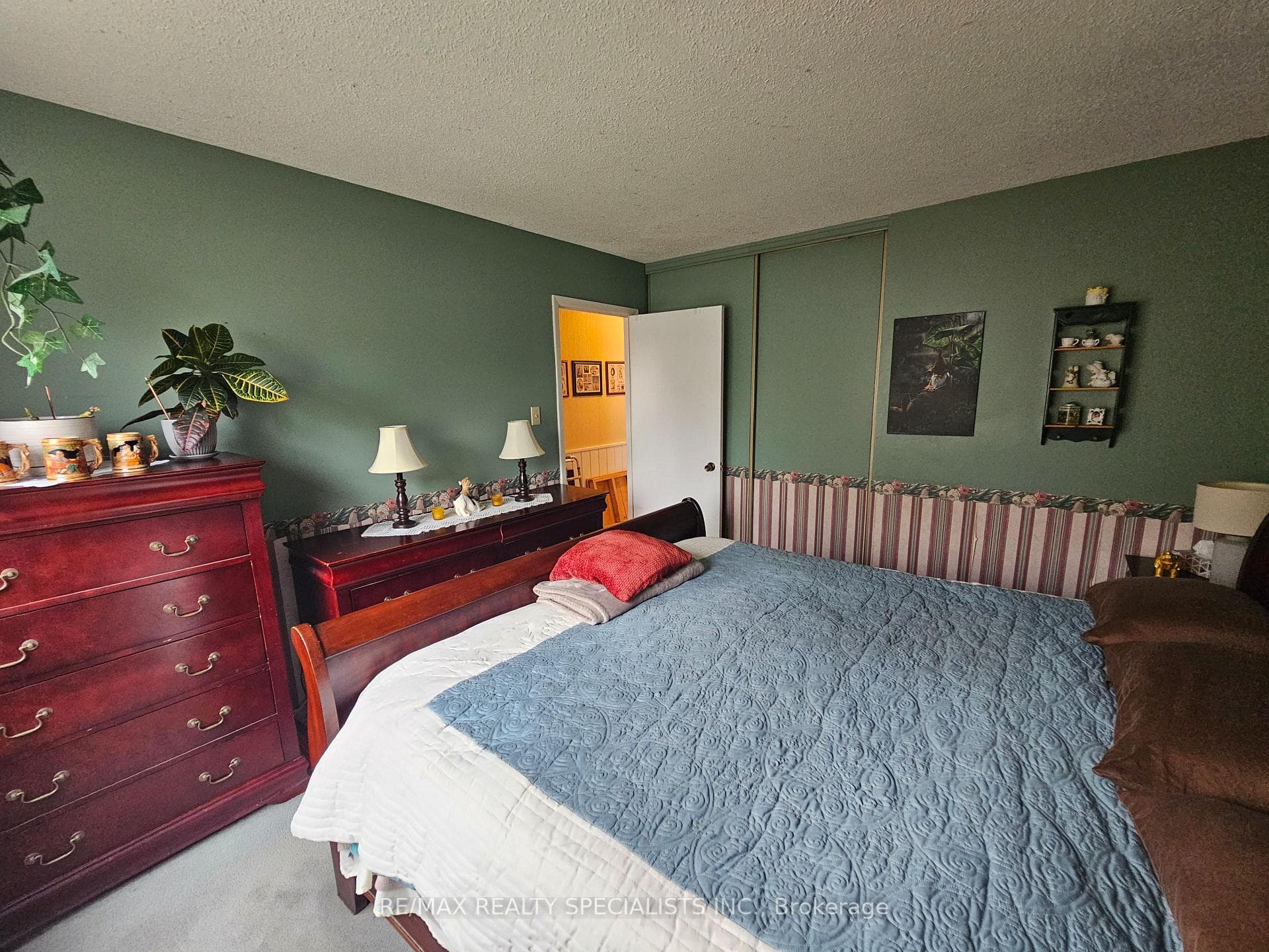 914 JANETTE Street photo 26