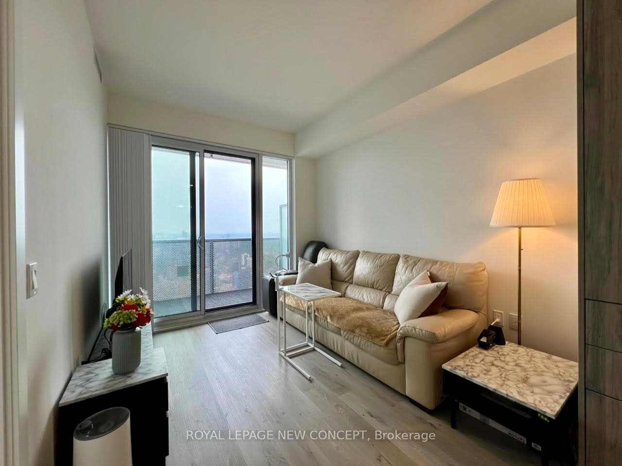 138 Downes Street Unit 7302 photo 14