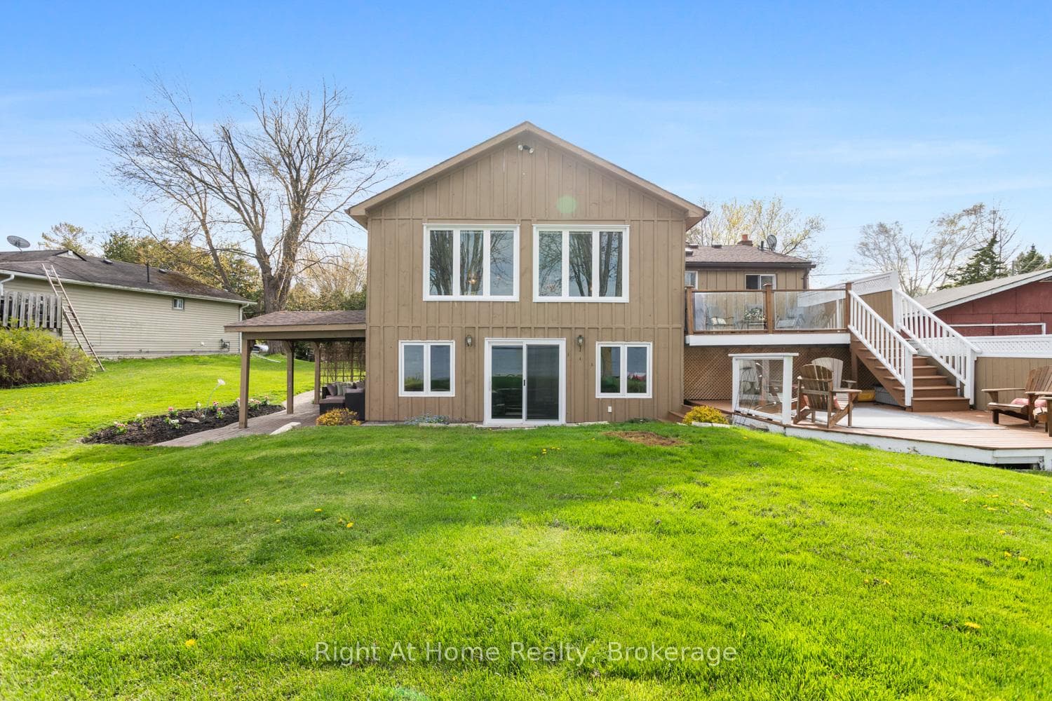 239 Aldred Drive photo 45