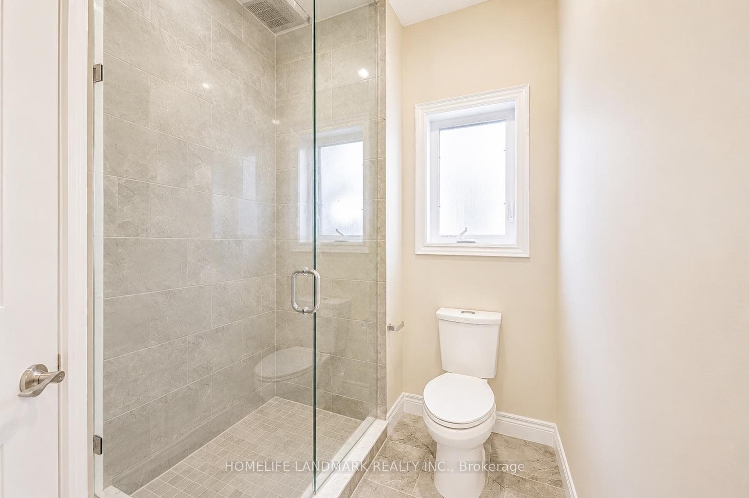 283 Macalister Boulevard photo 27