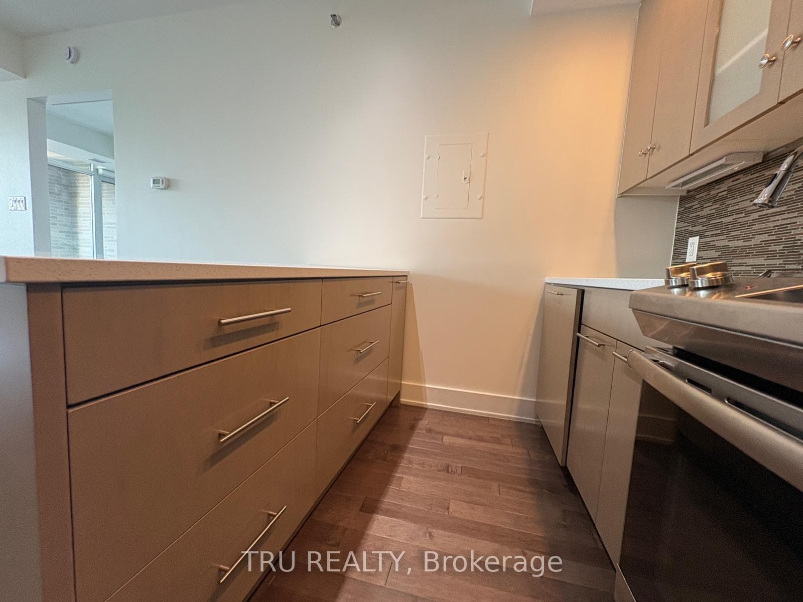 108 Richmond Road Unit 607 photo 13