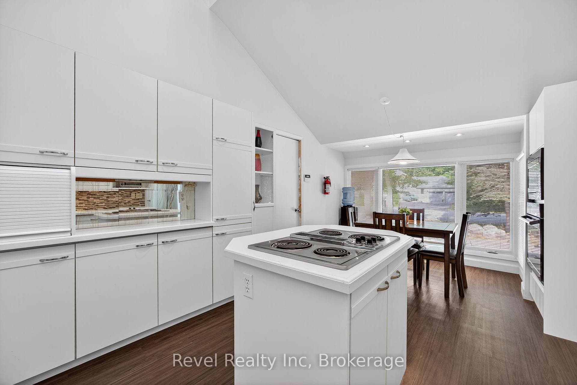 78 FOREST Circle photo 15