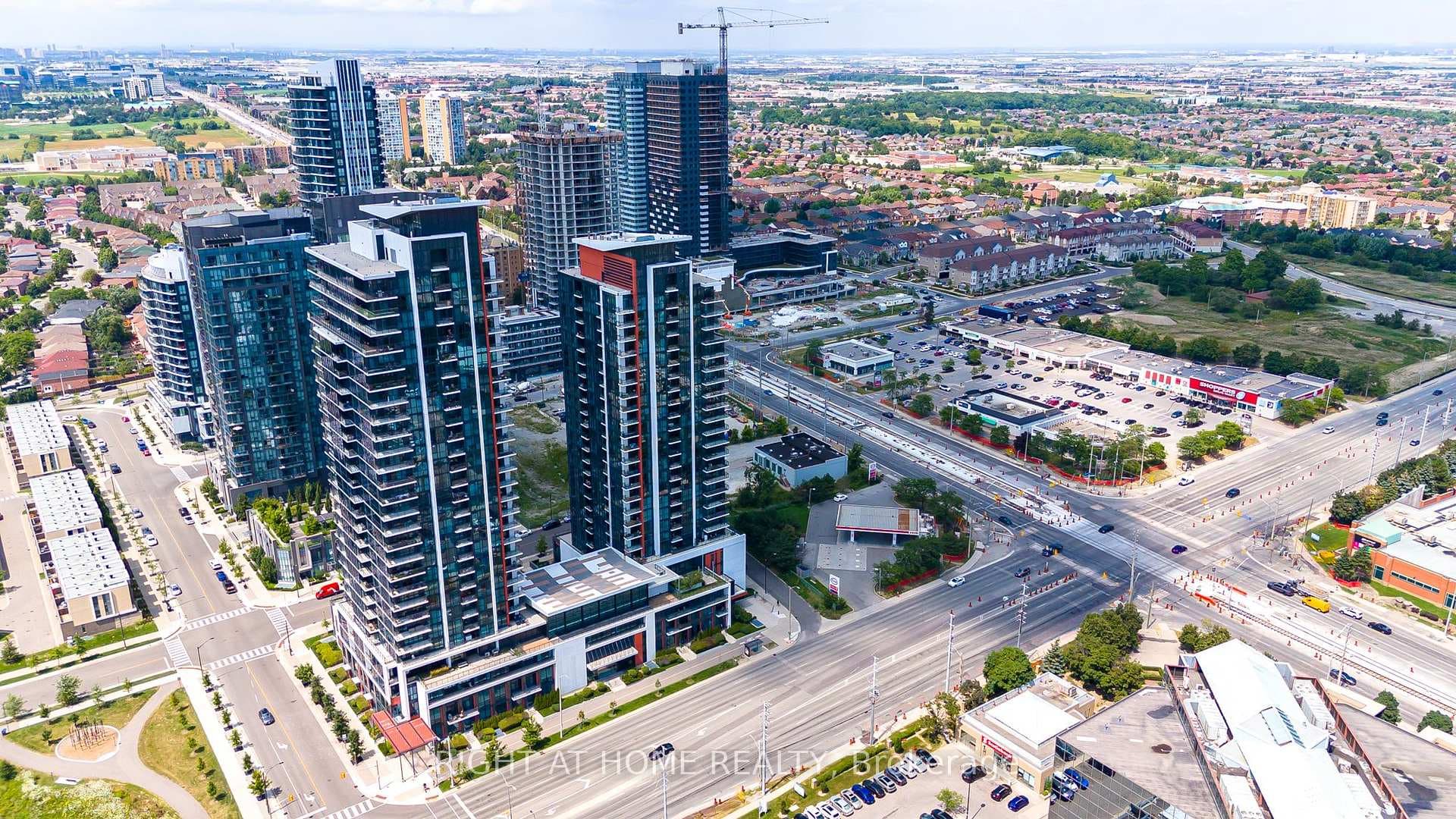 55 Eglinton Avenue Unit 101 photo 1