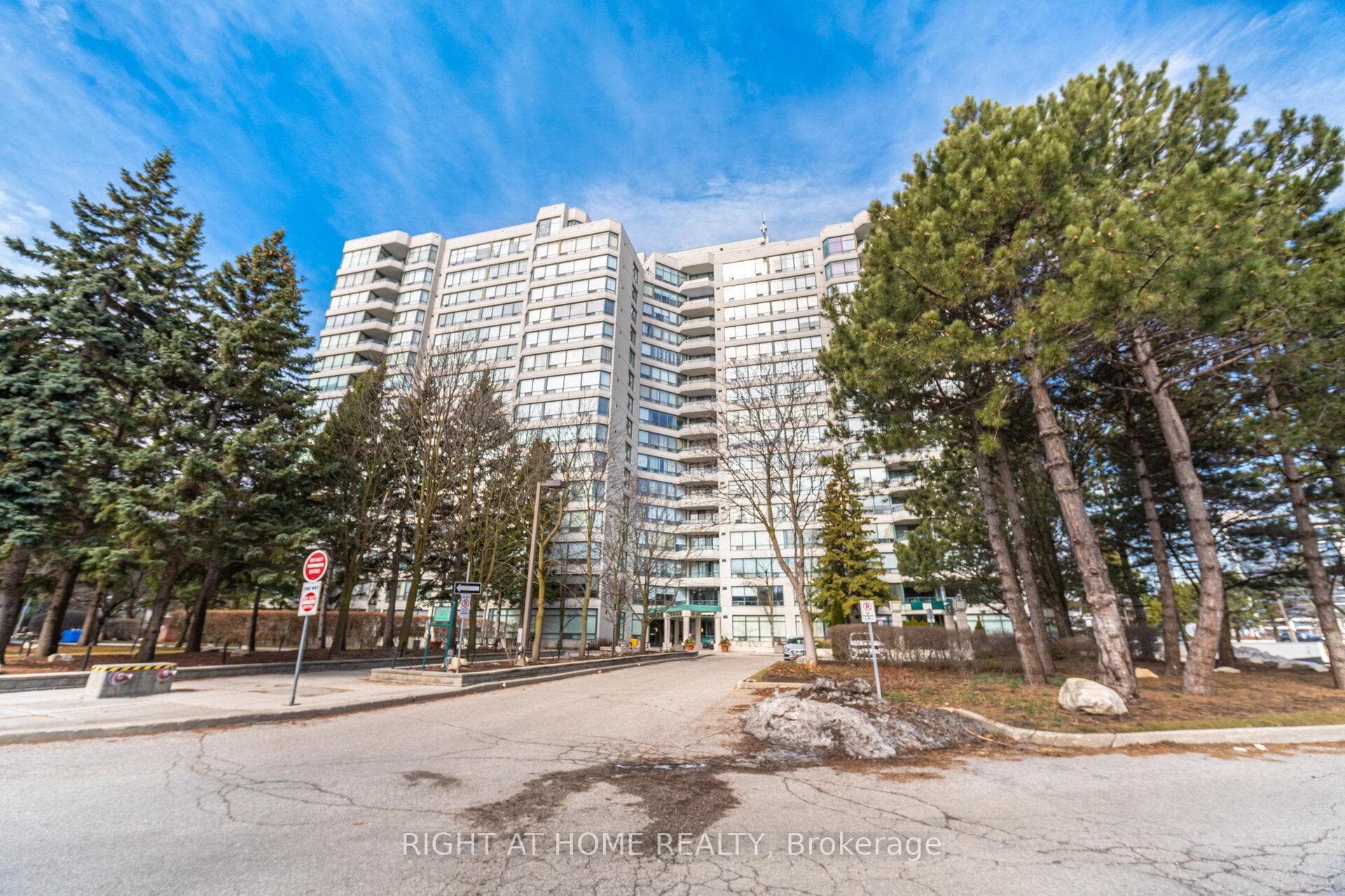 120 Promenade Circle Unit 711 photo 1