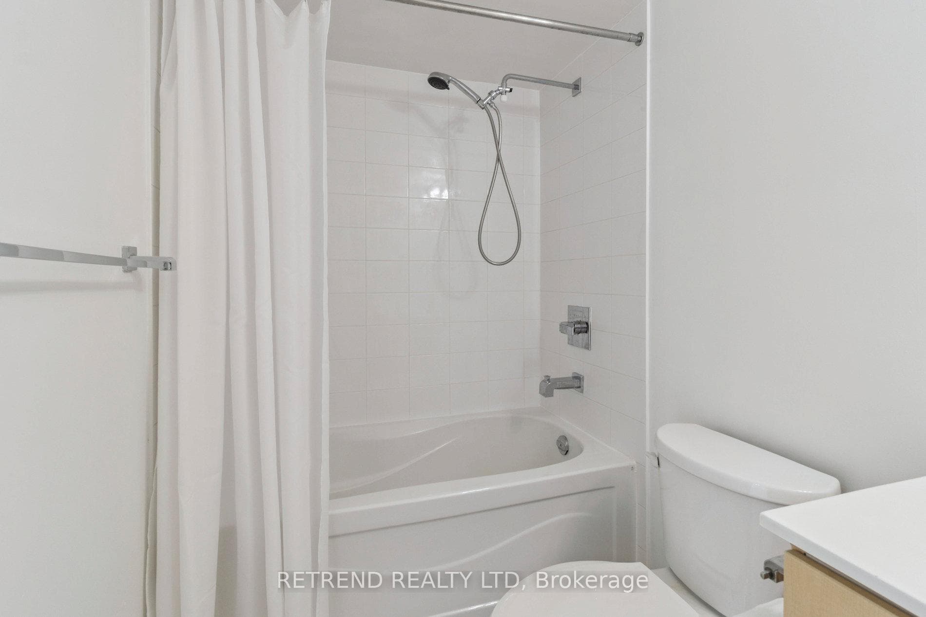 27 Rean Drive Unit 712 photo 29
