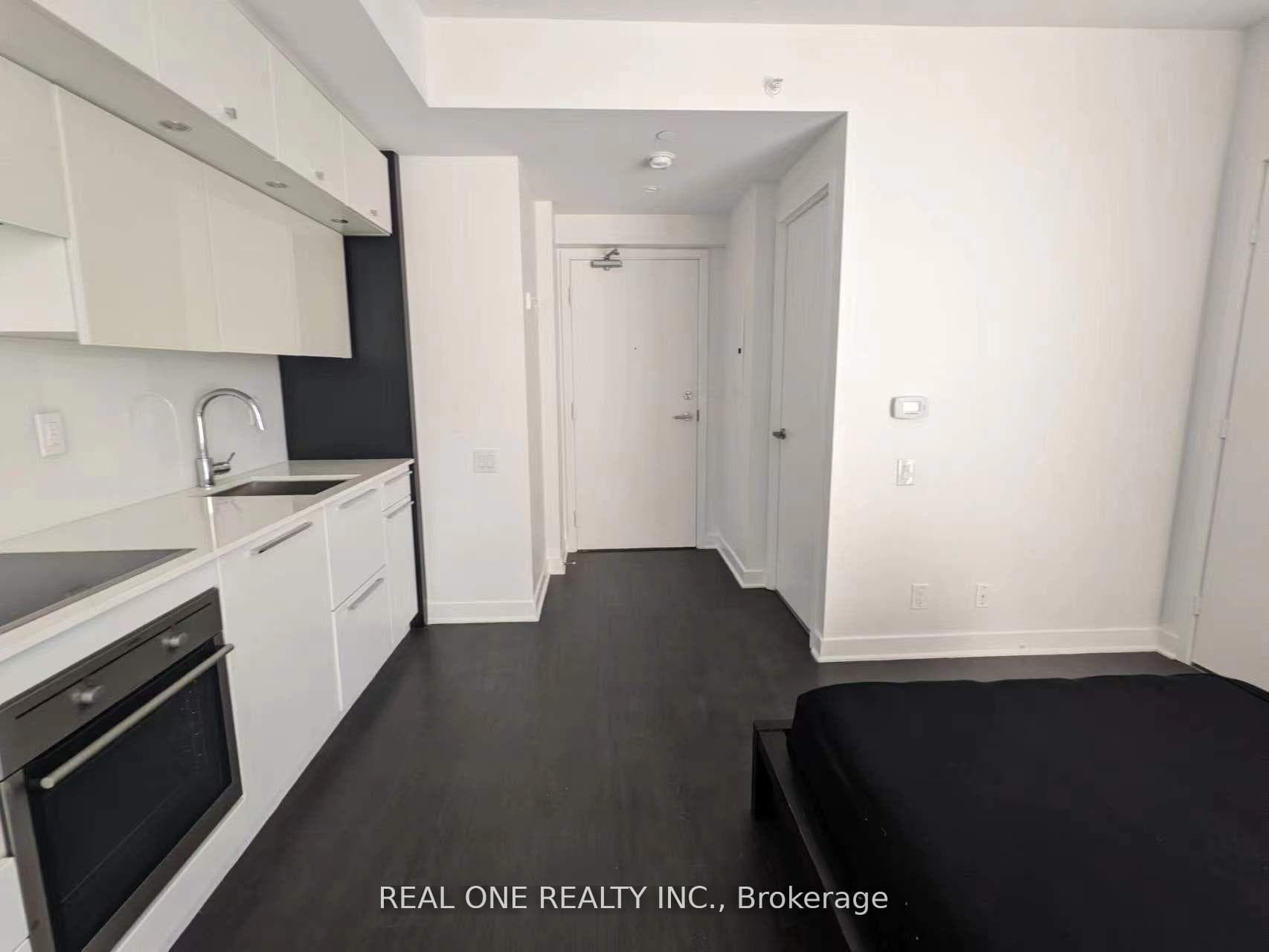 15 Grenville Street Unit 1004 photo 11