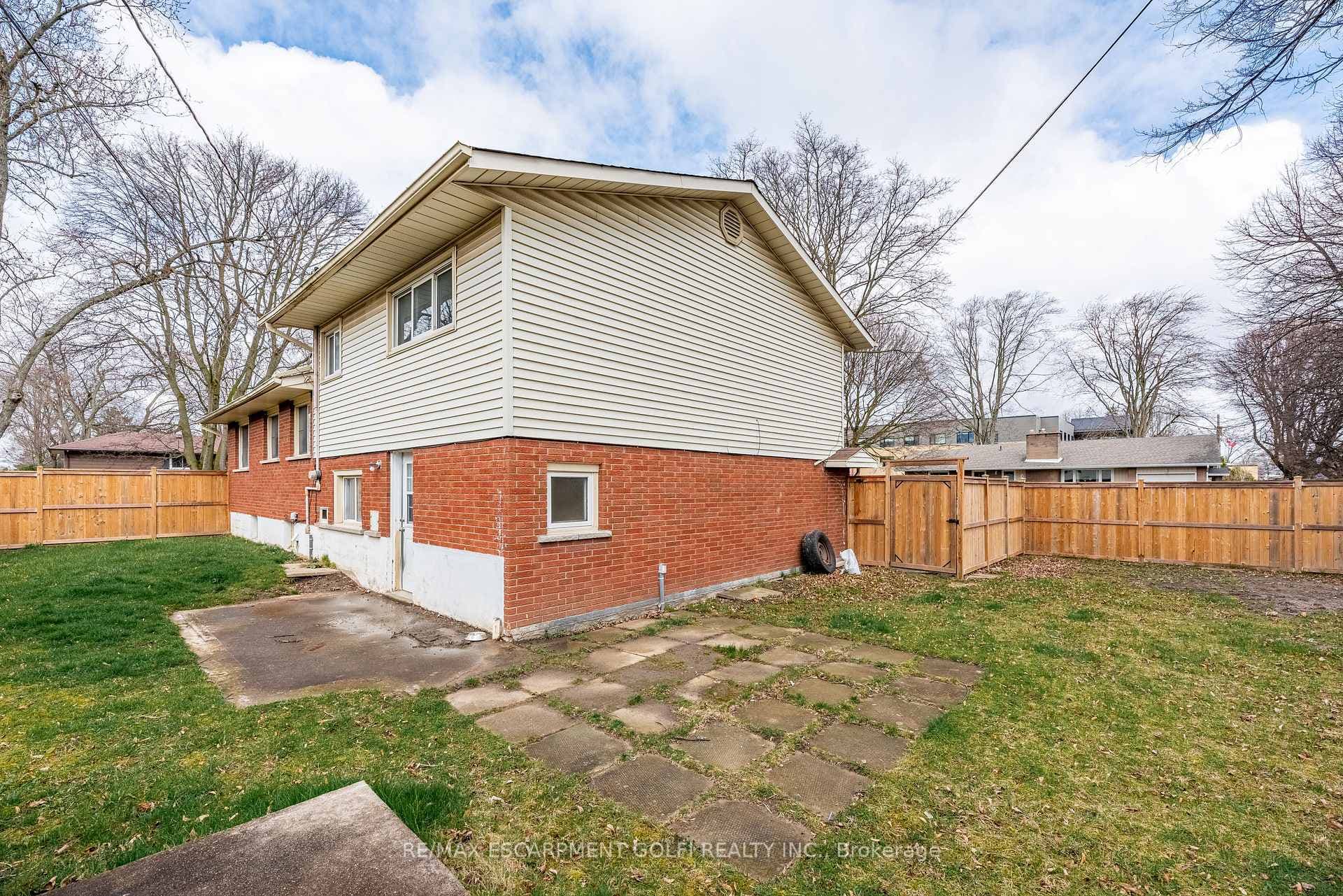 8 Plazaway N/A photo 33