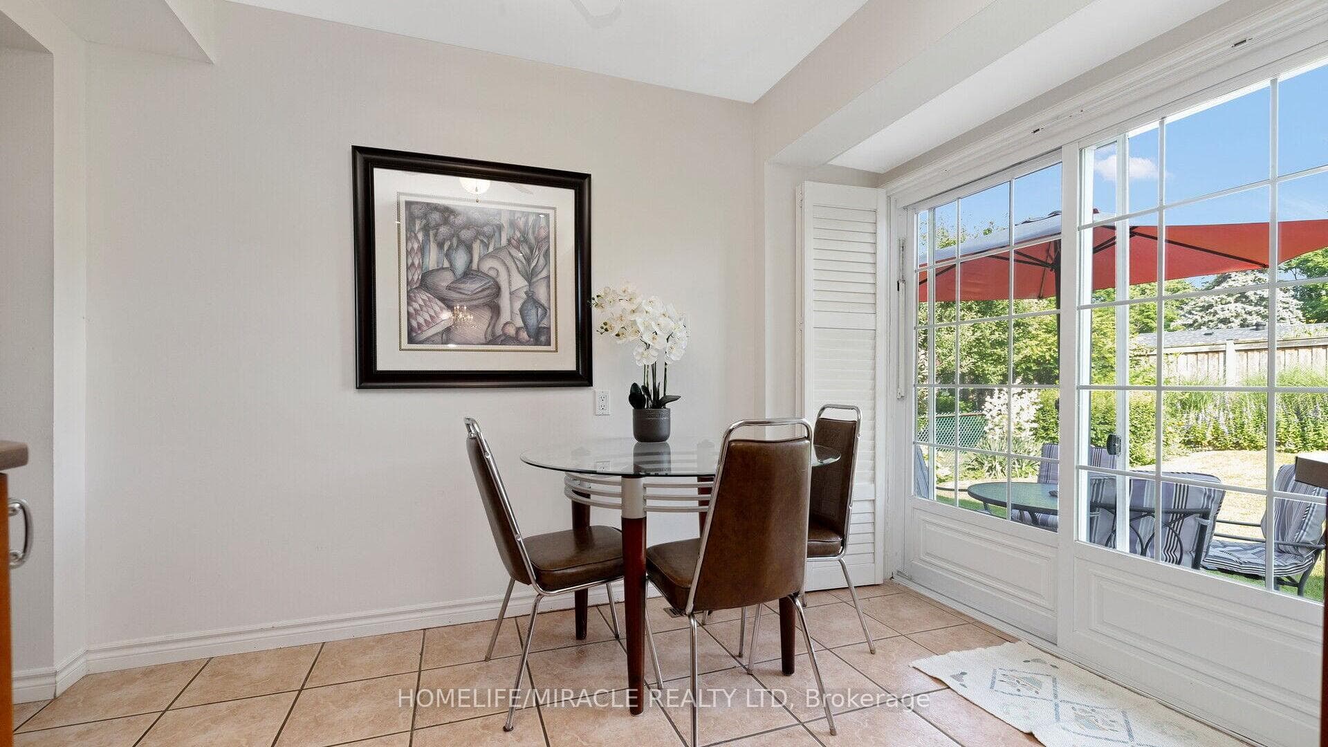 1720 Maple Ridge Drive photo 20