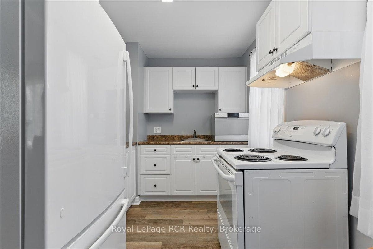 1319 8th Avenue photo 10