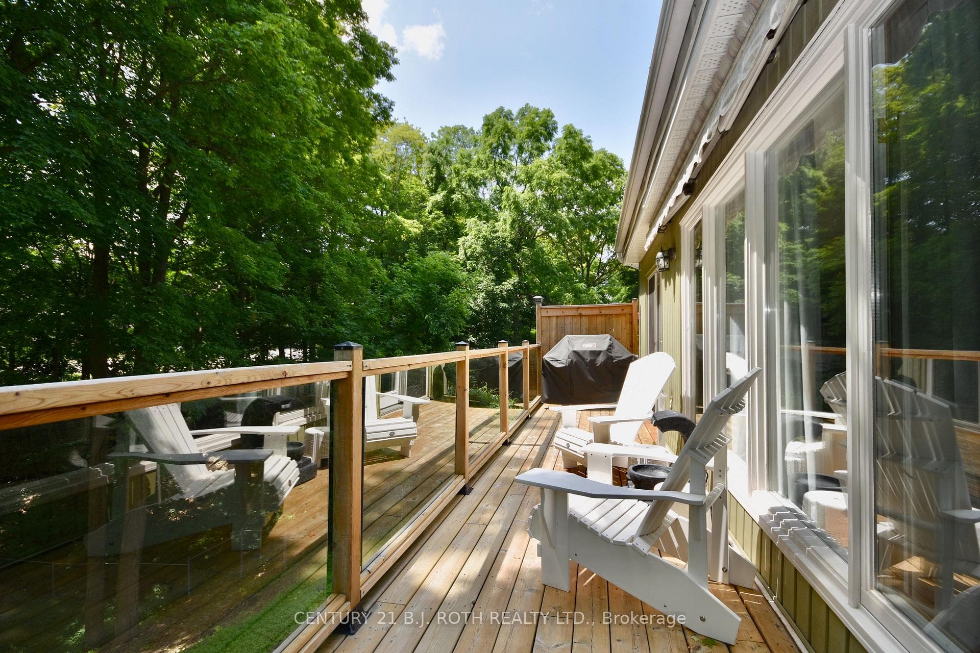 19 SHIRLEY Avenue photo 32