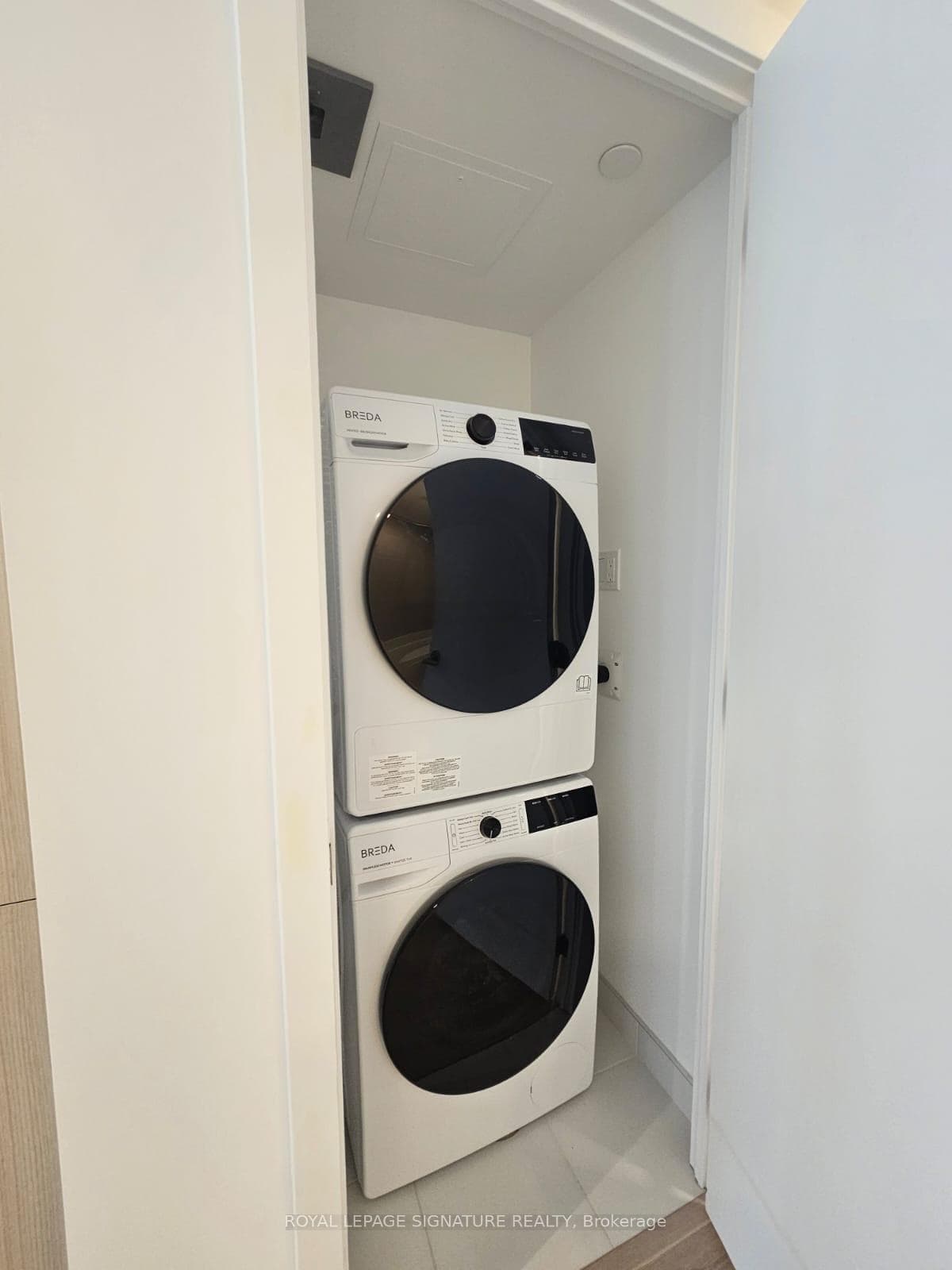 100 Queen Street Unit 1712 photo 11